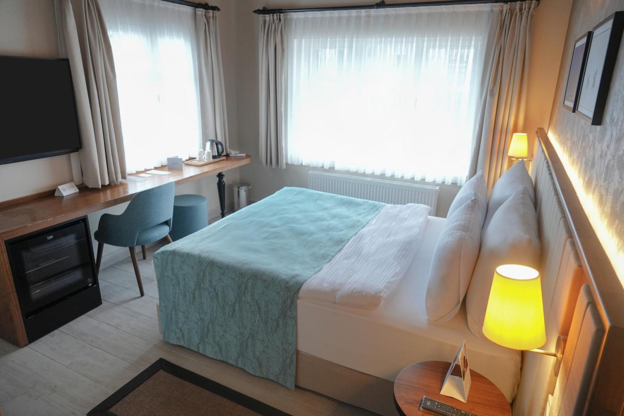 Qrista Managed By Dedeman Hotel คาร์ส ภายนอก รูปภาพ